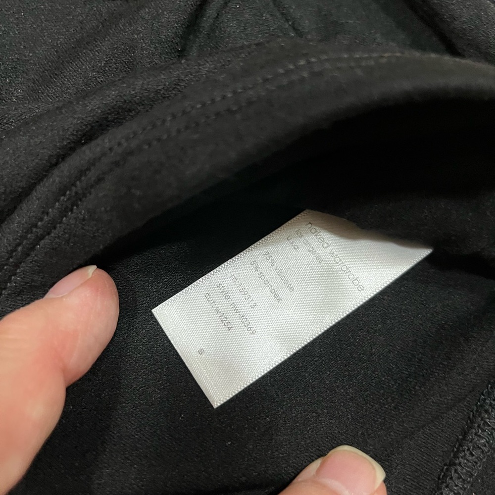 Naked wardrobe crop top nwot - Picture 6 of 6